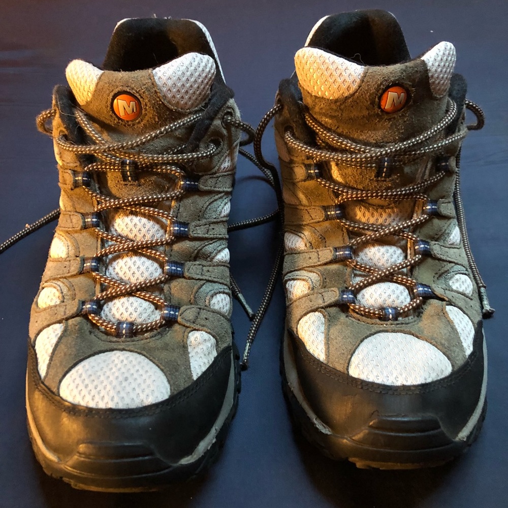 (CLOSET CLEAR OUT) Merrell Shoes (Men’s Size 13)